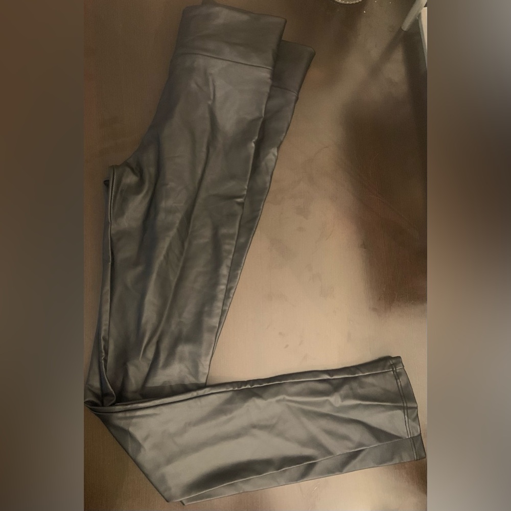Faux leather leggings